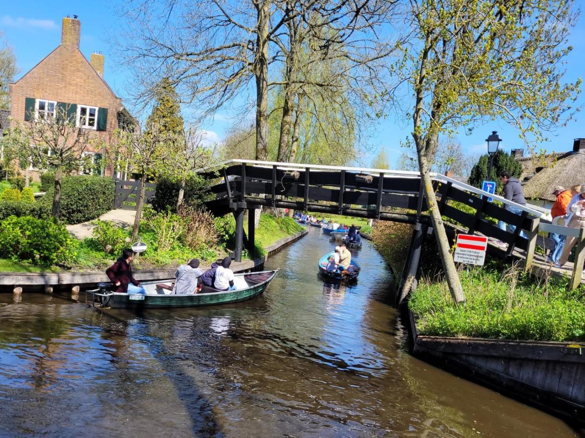 B&B Villa Giethoorn - Canalview, Privacy & Parking Exterior foto