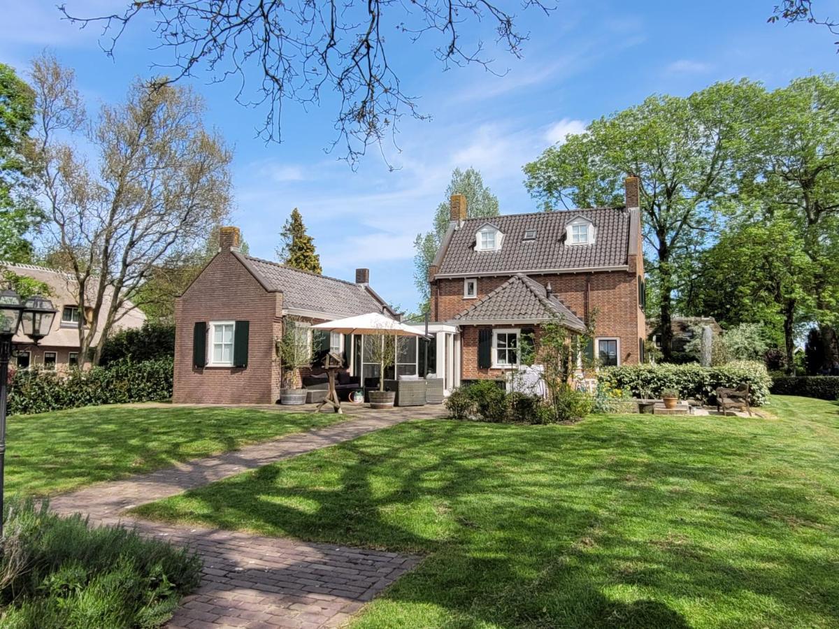 B&B Villa Giethoorn - Canalview, Privacy & Parking Exterior foto