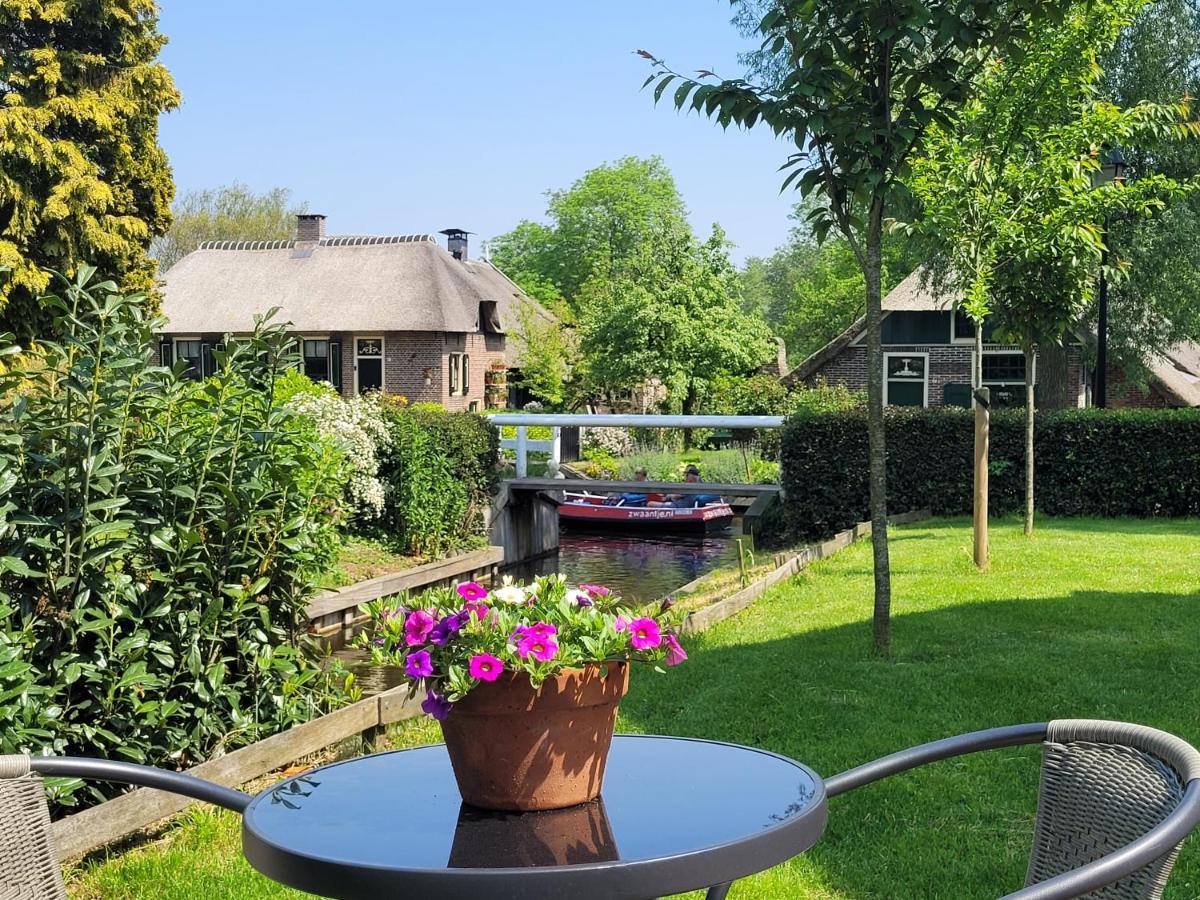 B&B Villa Giethoorn - Canalview, Privacy & Parking Exterior foto