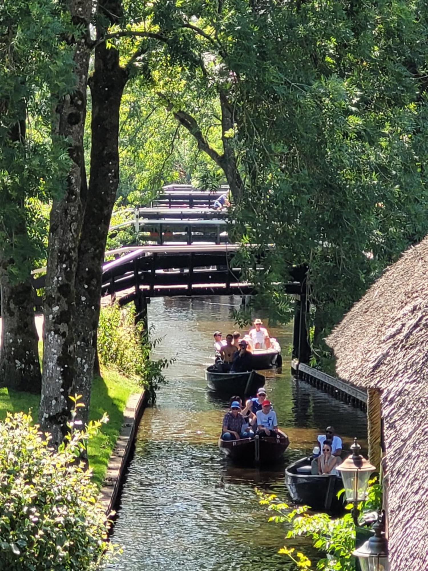 B&B Villa Giethoorn - Canalview, Privacy & Parking Exterior foto